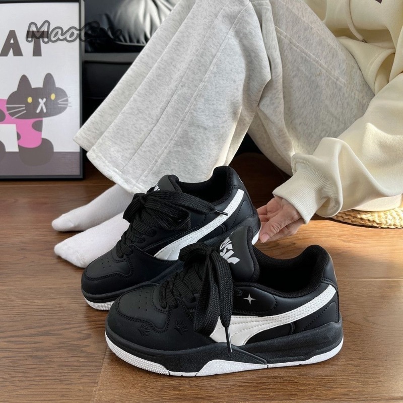 Vans Shoes Old Skool - Zwart-witte leren skateboardschoenen voor dames, casual